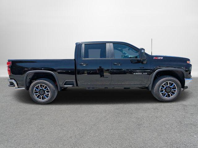 2026 Chevrolet Silverado 2500HD Crew Cab, Standard Bed, LT, 4WD