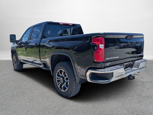 2026 Chevrolet Silverado 2500HD Crew Cab, Standard Bed, LT, 4WD