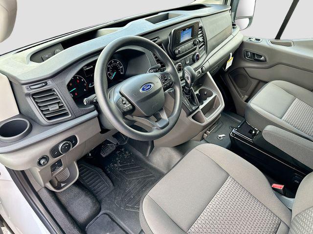 2025 Ford Transit Cargo Van Base