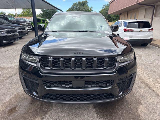 2026 Jeep Grand Cherokee L Altitude 4x2