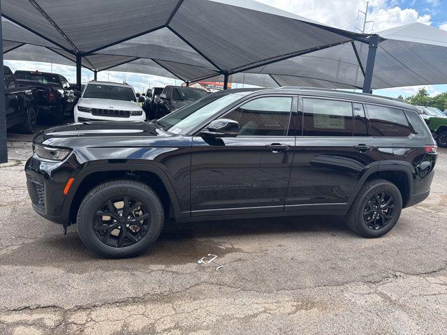 2026 Jeep Grand Cherokee L Altitude 4x2
