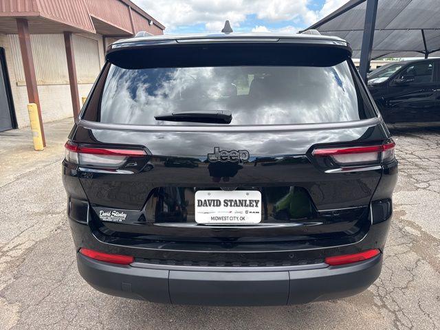 2026 Jeep Grand Cherokee L Altitude 4x2