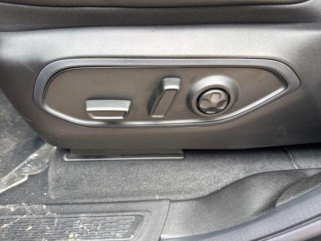 2026 Jeep Grand Cherokee L Altitude 4x2