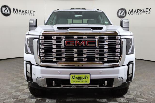 2026 GMC Sierra 2500HD Crew Cab, Standard Bed, Denali, 4WD