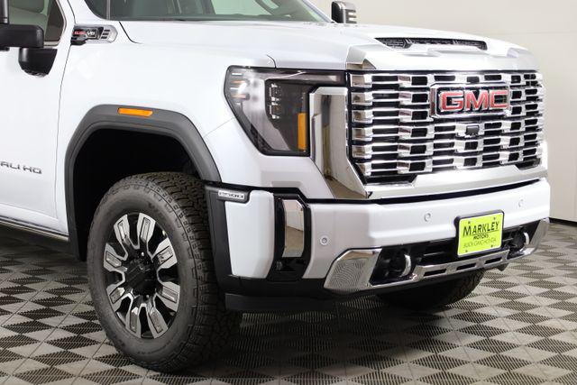 2026 GMC Sierra 2500HD Crew Cab, Standard Bed, Denali, 4WD