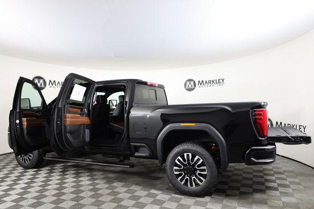 2026 GMC Sierra 2500HD Crew Cab, Standard Bed, Denali Ultimate, 4WD