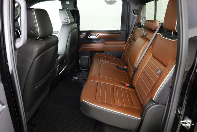 2026 GMC Sierra 2500HD Crew Cab, Standard Bed, Denali Ultimate, 4WD