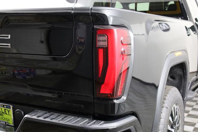 2026 GMC Sierra 2500HD Crew Cab, Standard Bed, Denali Ultimate, 4WD