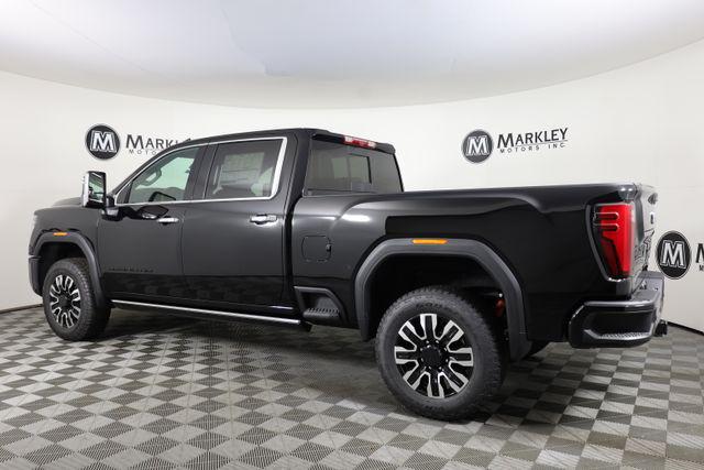 2026 GMC Sierra 2500HD Crew Cab, Standard Bed, Denali Ultimate, 4WD