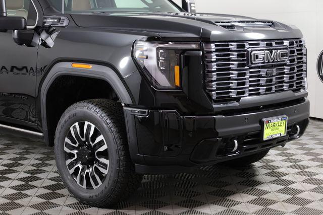 2026 GMC Sierra 2500HD Crew Cab, Standard Bed, Denali Ultimate, 4WD