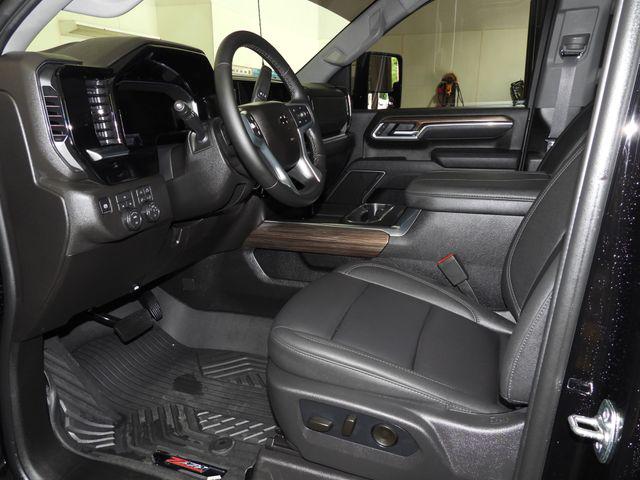 2026 Chevrolet Silverado 2500HD Crew Cab, Standard Bed, LT, 4WD