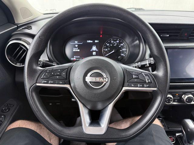 2023 Nissan Kicks SV Xtronic CVT
