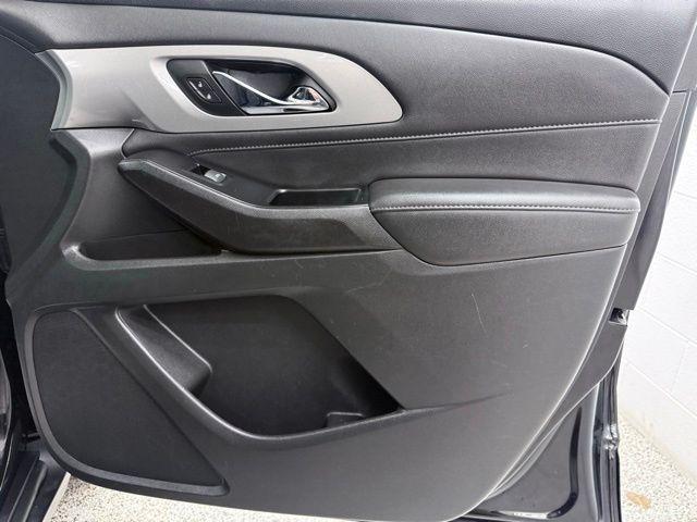 2023 Chevrolet Traverse AWD LT Cloth