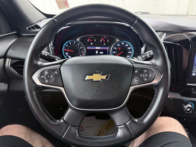 2023 Chevrolet Traverse AWD LT Cloth