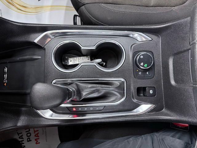 2023 Chevrolet Traverse AWD LT Cloth