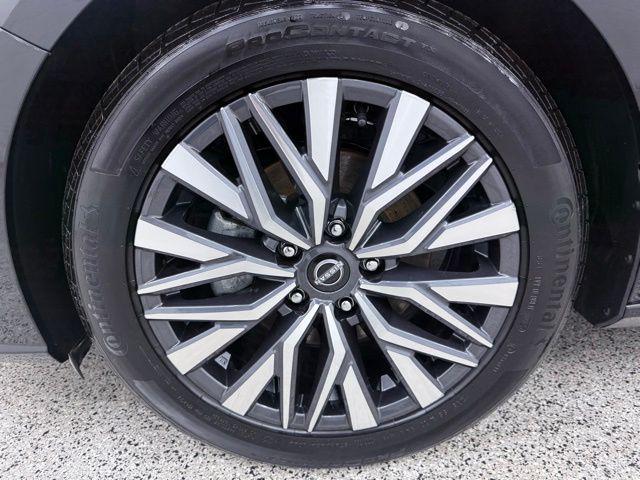 2025 Nissan Altima SV FWD