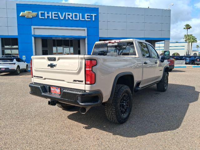 2026 Chevrolet Silverado 2500HD Crew Cab, Standard Bed, XR2, 4WD