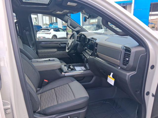 2026 Chevrolet Silverado 2500HD Crew Cab, Standard Bed, XR2, 4WD