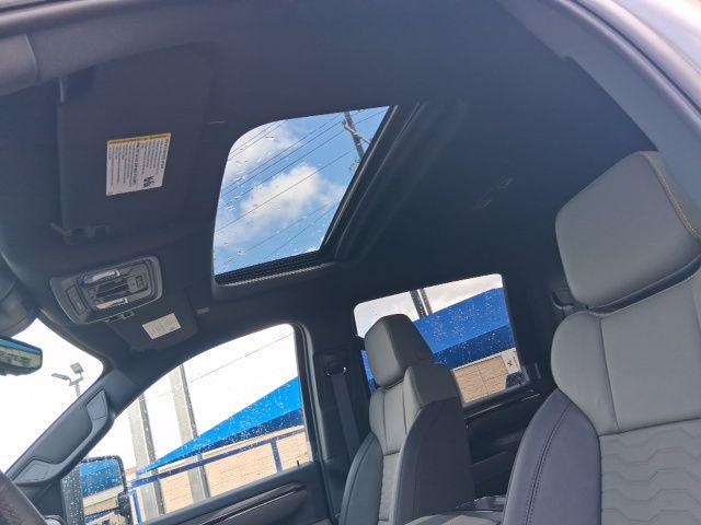 2026 Chevrolet Silverado 2500HD Crew Cab, Standard Bed, XR2, 4WD