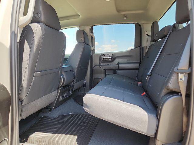 2026 Chevrolet Silverado 1500 4WD Crew Cab Short Bed Custom