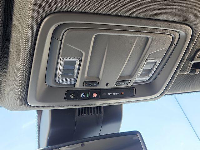 2026 GMC Sierra 1500 Crew Cab, Short Bed, SLT, RWD