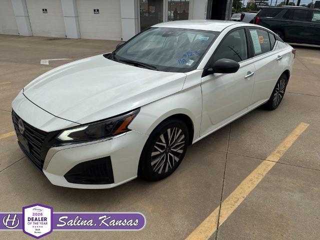 2025 Nissan Altima SV FWD for sale in Salina, KS