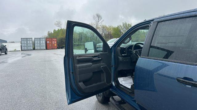 2026 Chevrolet Silverado 2500HD Crew Cab, Standard Bed, LT, 4WD