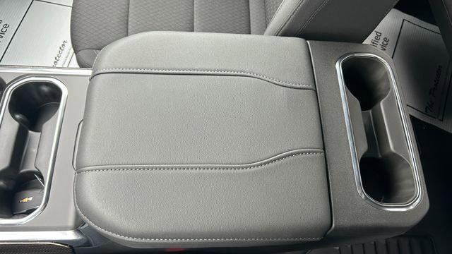 2026 Chevrolet Silverado 2500HD Crew Cab, Standard Bed, LT, 4WD