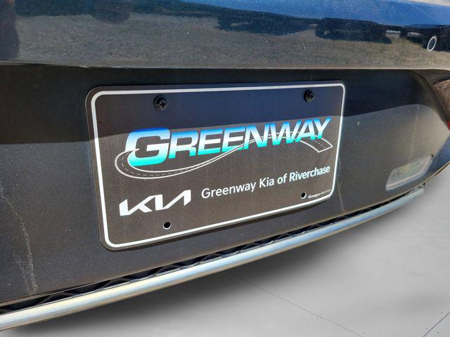 2022 Genesis G70 2.0T RWD