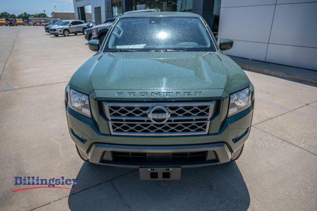 2024 Nissan Frontier Crew Cab SV 4x2