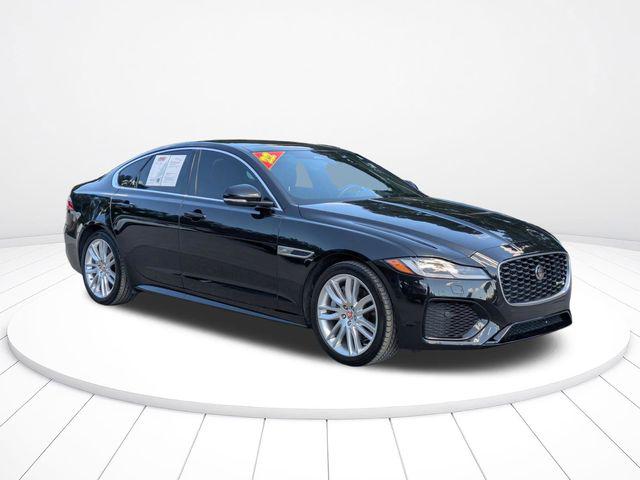 2022 Jaguar XF R-Dynamic SE P300 AWD Automatic