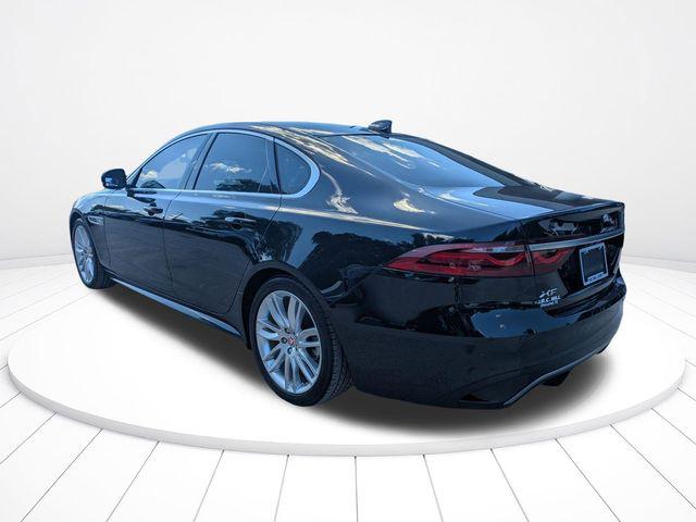2022 Jaguar XF R-Dynamic SE P300 AWD Automatic