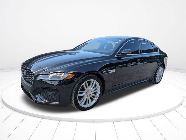 2022 Jaguar XF R-Dynamic SE P300 AWD Automatic