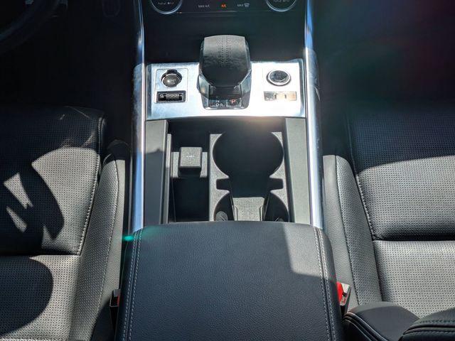 2022 Jaguar XF R-Dynamic SE P300 AWD Automatic