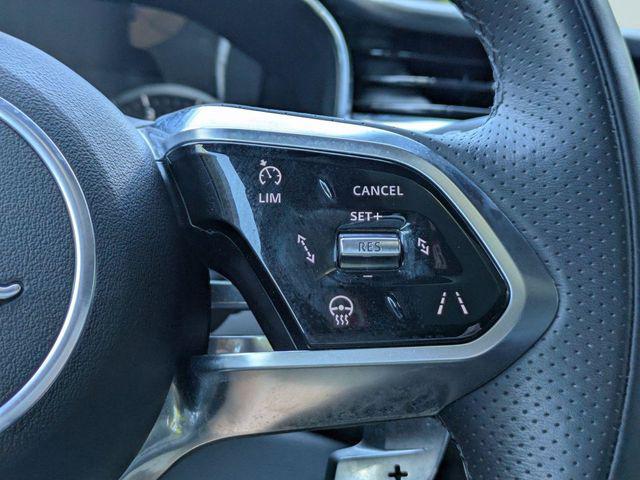 2022 Jaguar XF R-Dynamic SE P300 AWD Automatic