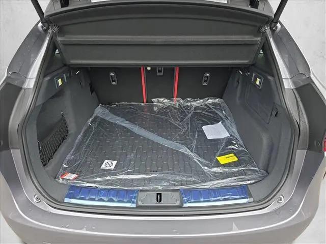 2026 Jaguar F-PACE SVR P550 AWD Automatic