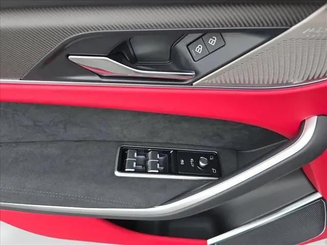 2026 Jaguar F-PACE SVR P550 AWD Automatic