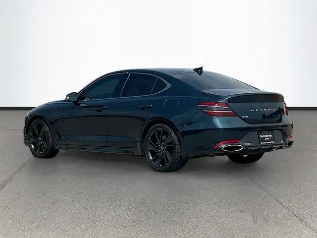 2022 Genesis G70 3.3T RWD