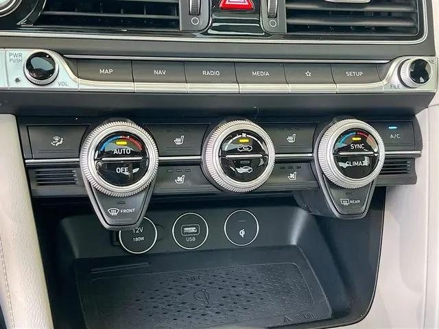 2022 Genesis G70 3.3T RWD