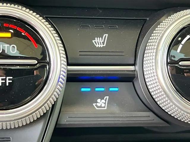 2022 Genesis G70 3.3T RWD