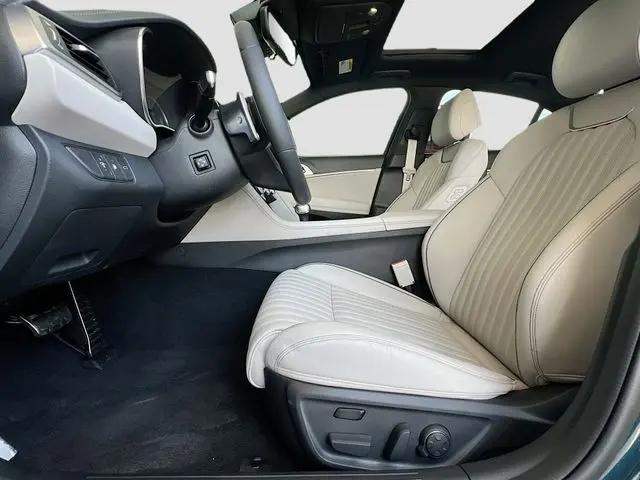 2022 Genesis G70 3.3T RWD