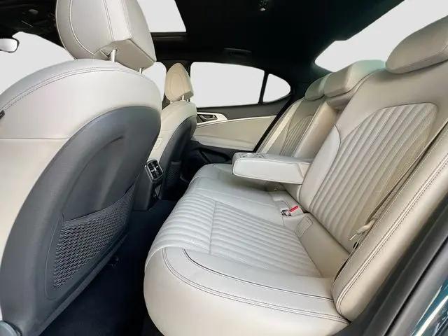 2022 Genesis G70 3.3T RWD