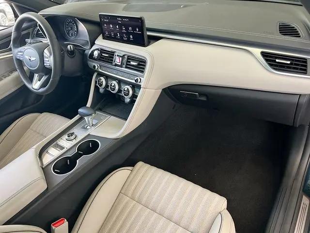 2022 Genesis G70 3.3T RWD