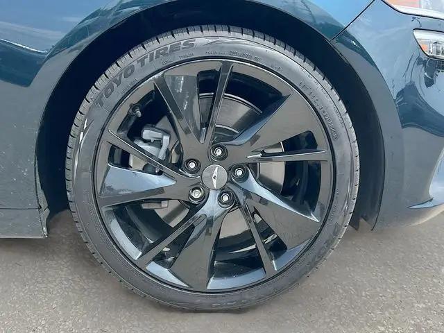 2022 Genesis G70 3.3T RWD