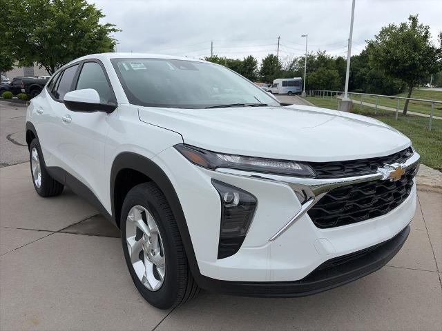 2026 Chevrolet Trax FWD LS