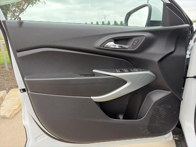 2026 Chevrolet Trax FWD LS