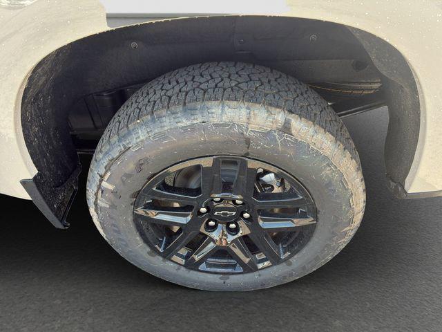 2026 Chevrolet Silverado 1500 4WD Crew Cab Short Bed Custom
