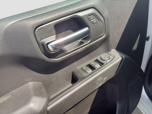 2026 Chevrolet Silverado 1500 4WD Crew Cab Short Bed Custom