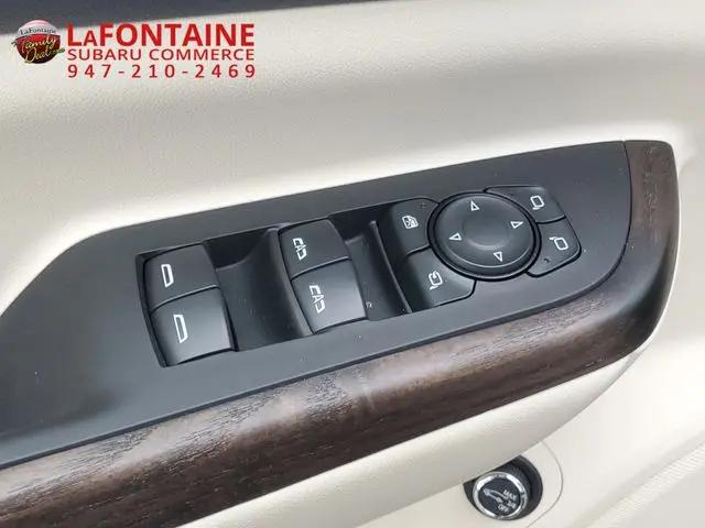 2023 GMC Acadia AWD Denali