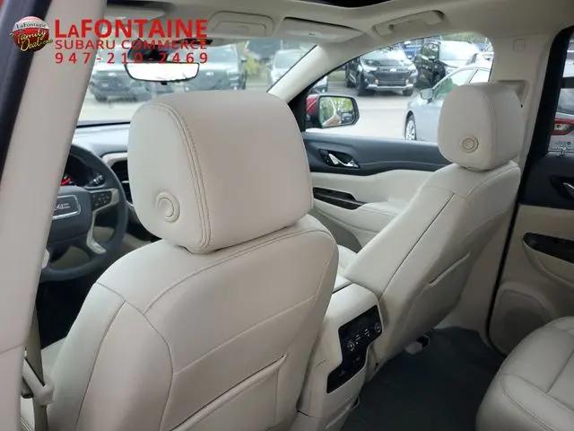 2023 GMC Acadia AWD Denali